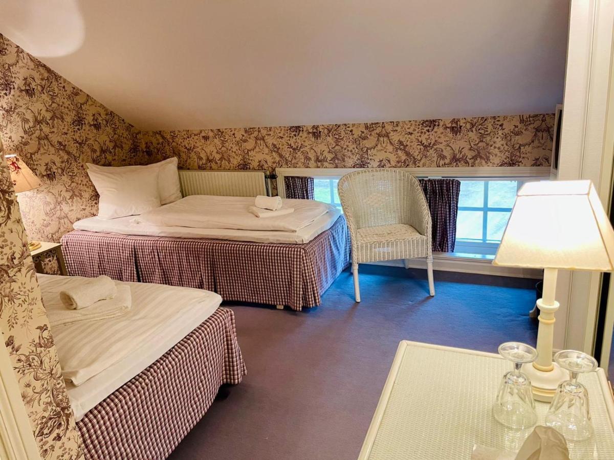 Apertins Hotell Kil Eksteriør billede
