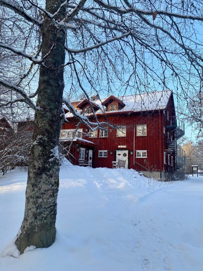 Apertins Hotell Kil Eksteriør billede